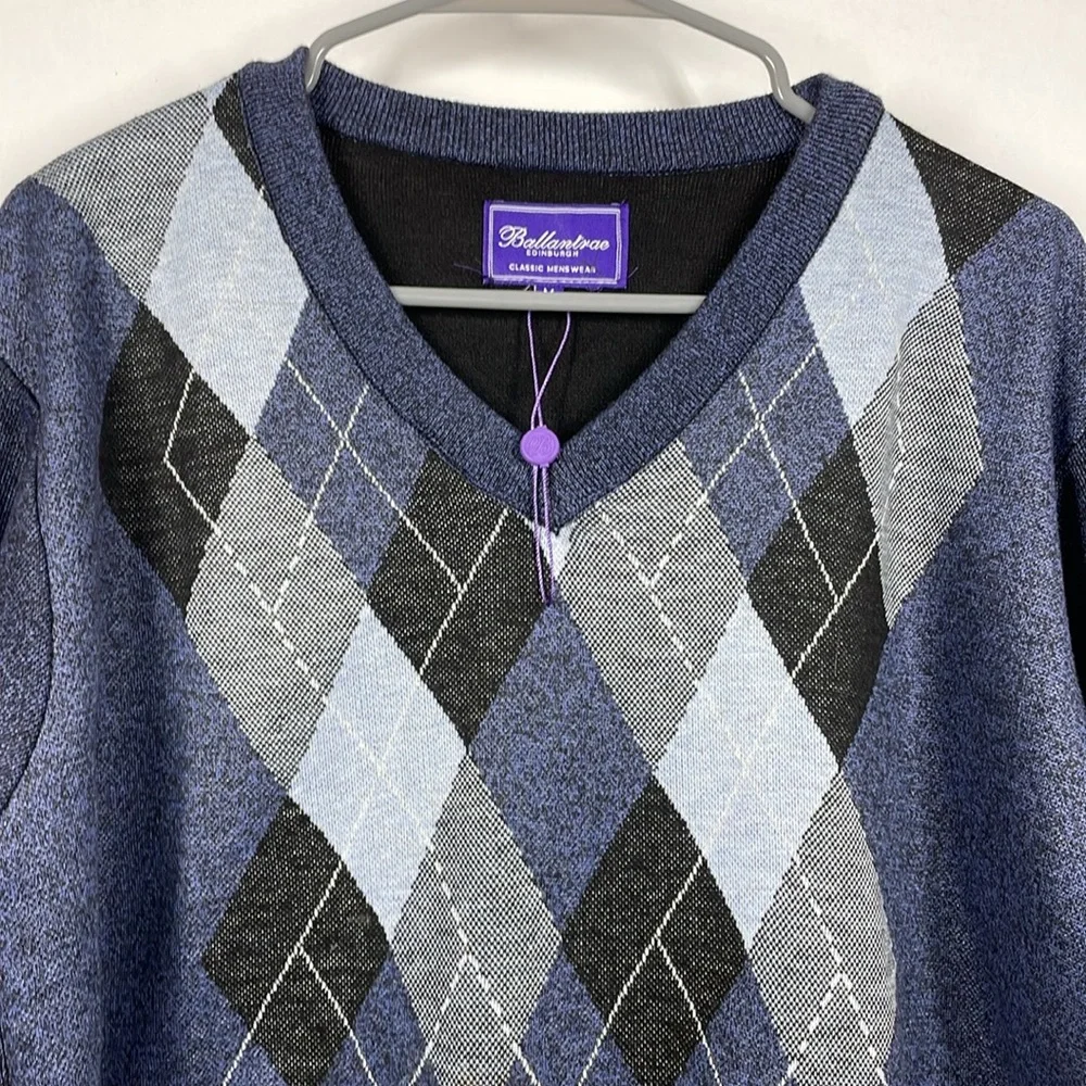 Men’s Ballantrae Edinburgh knit sweater medium